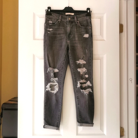 Levi's 721 Distress Jeans, Size 25 - Picture 2 of 4